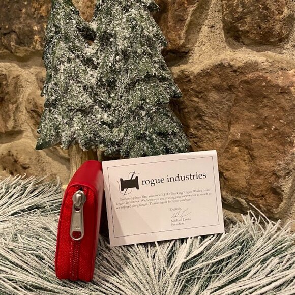 Rogue Wallet RFID Shielded - Red - Picture 1 of 4